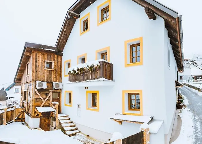 Country House Dovje Летний дом