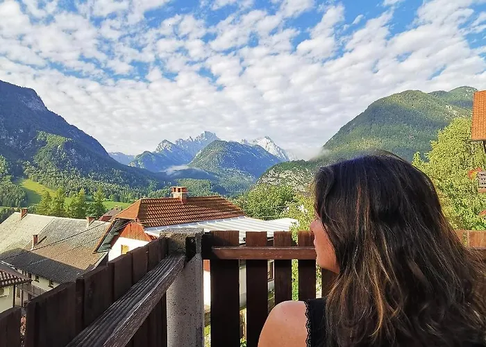 Hétvégi ház Country House Dovje *